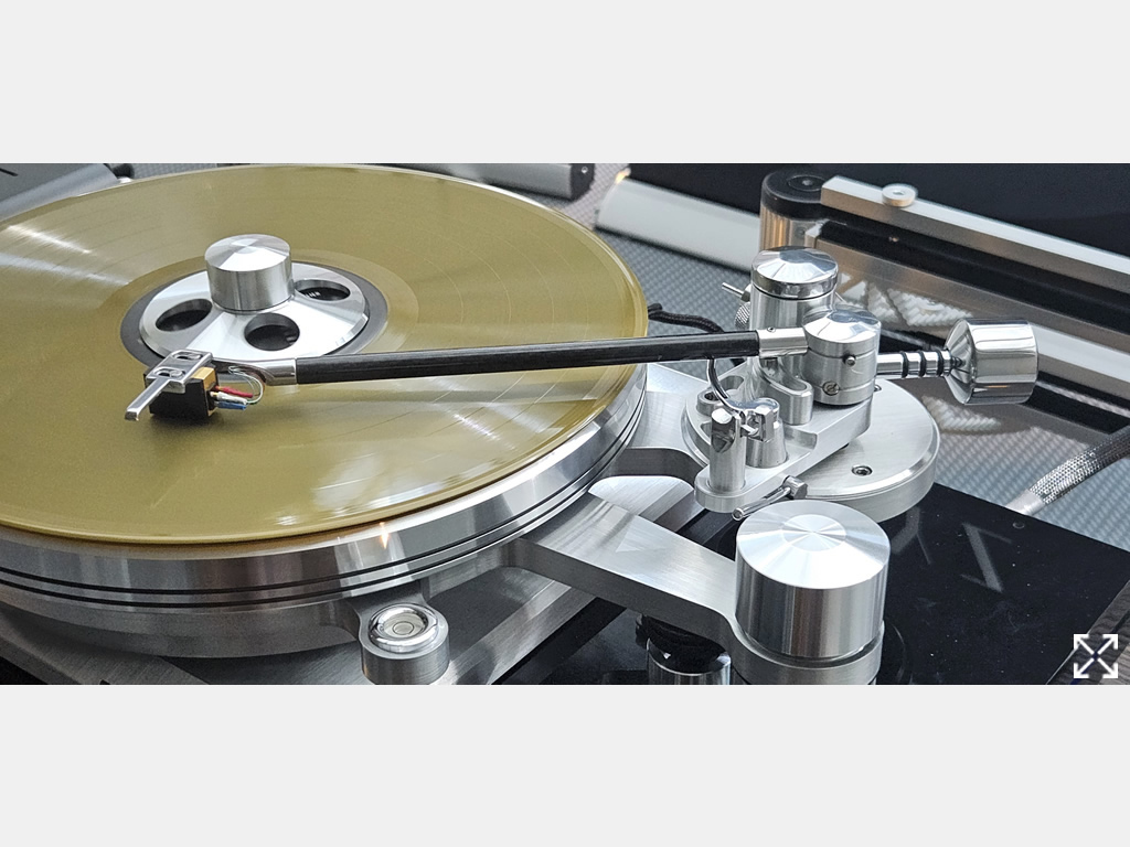 Oracle Turntable